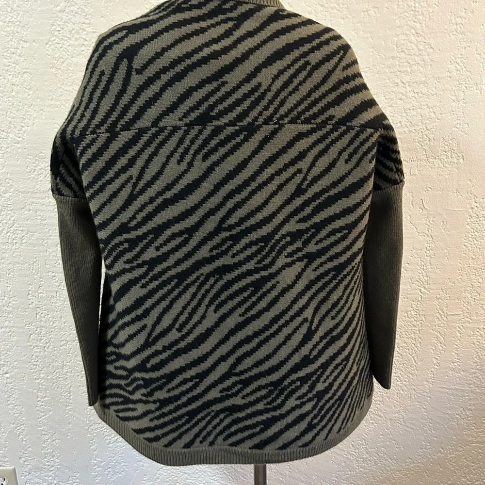 Zoe Couture wool Cashmere Striped animal print open front cascade Sweater M